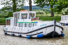 Barka turystyczna Penichette 1107 W - czarter barek foto: LOCABOAT