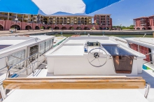 Barka Penichette 1400 FB z zewnątrz foto: LOCABOAT