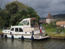 Francja - Burgundia - Saone - czarter barki turystycznej
 foto: LOCABOAT