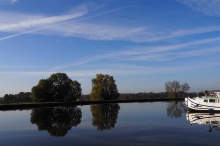 Francja - Burgundia - Saone - czarter barki turystycznej
 foto: LOCABOAT