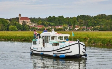 Francja - Burgundia - Saone - czarter barki turystycznej
 foto: LOCABOAT