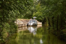 Południowo - zachodnia Francja - czarter barek turystycznych foto: LOCABOAT